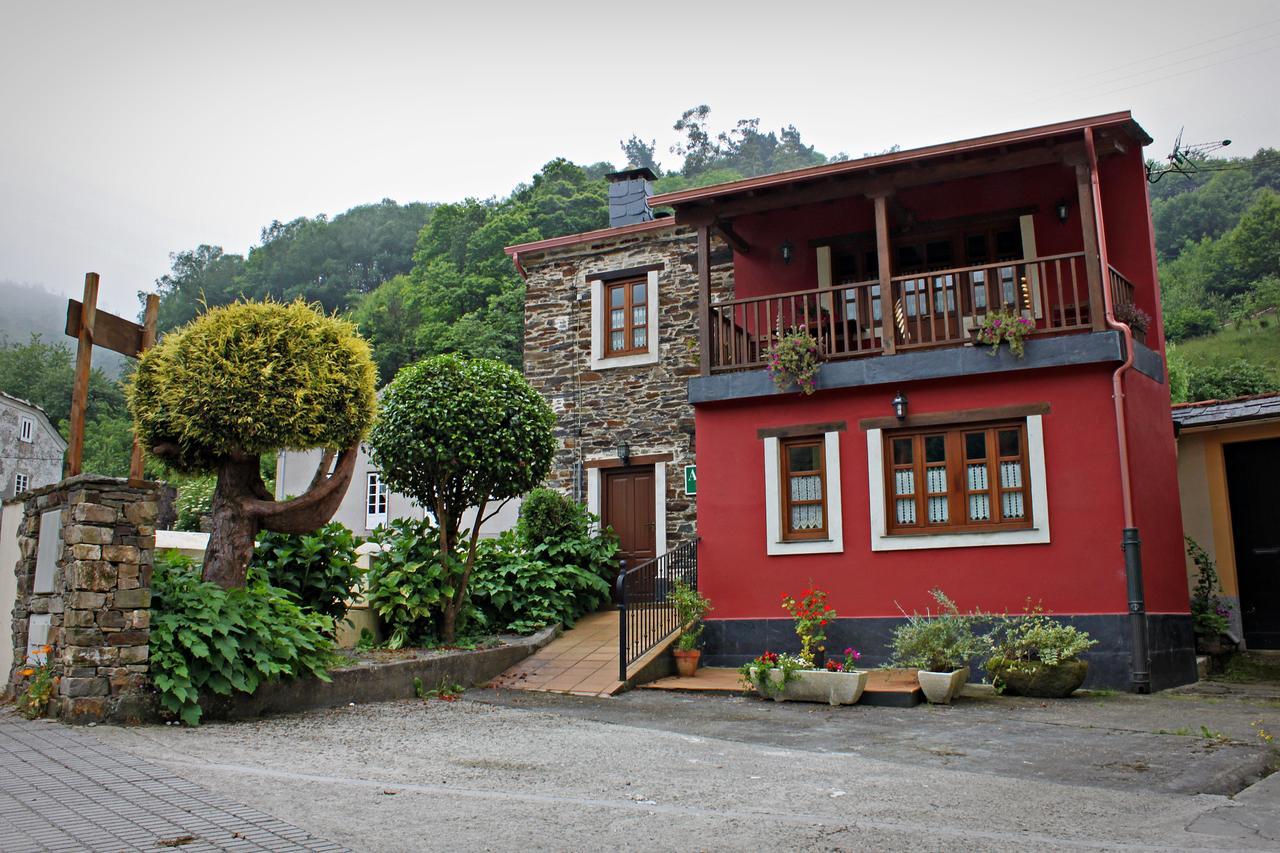 Apartamentos El Llago Boal Exteriér fotografie
