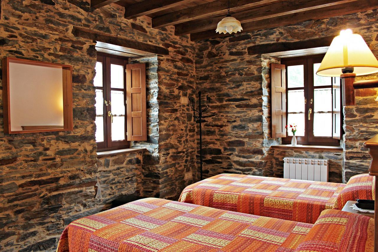 Apartamentos El Llago Boal Exteriér fotografie